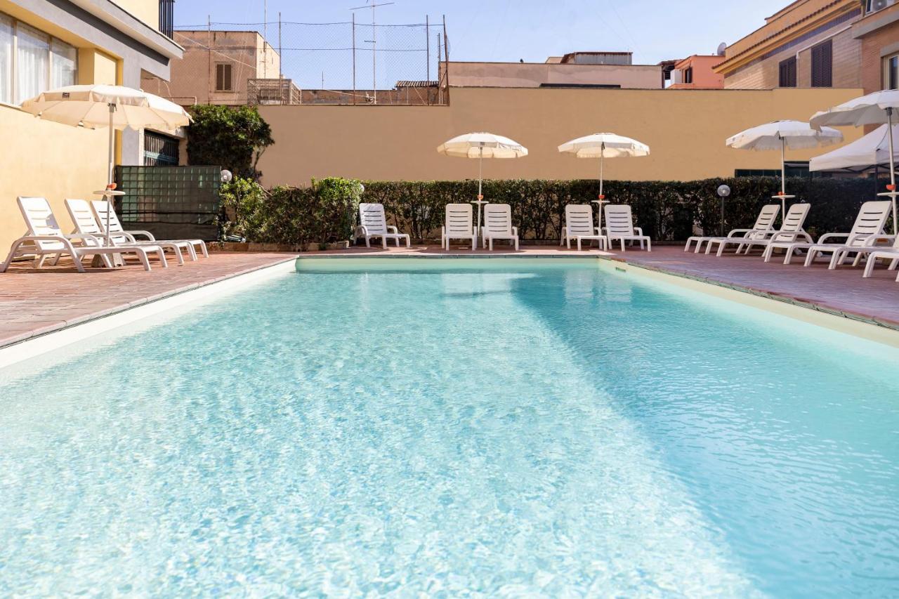 Hotel Villa Margherita Ladispoli Exterior foto