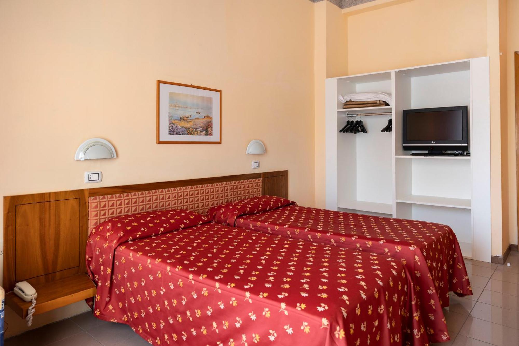 Hotel Villa Margherita Ladispoli Zimmer foto